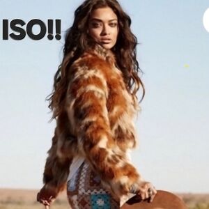 ☆ISO SPELL NOMAD JACKET☆ PLEASE READ!